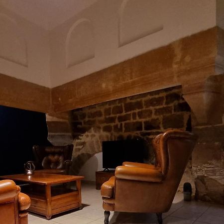 L'Ecrin Des Petits Bonheurs Apartment Dole Ngoại thất bức ảnh